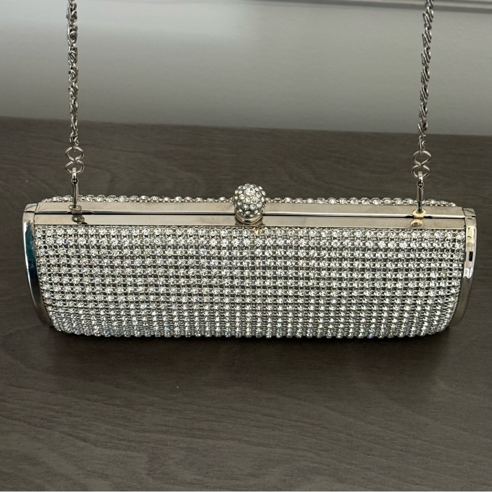 UNZE Elegant Silver Clutch Bag